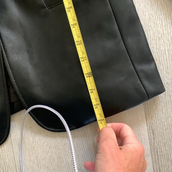 Banana Republic Vegan Leather Blazer jacket black size 6 classic elegant career - Picture 14 of 15